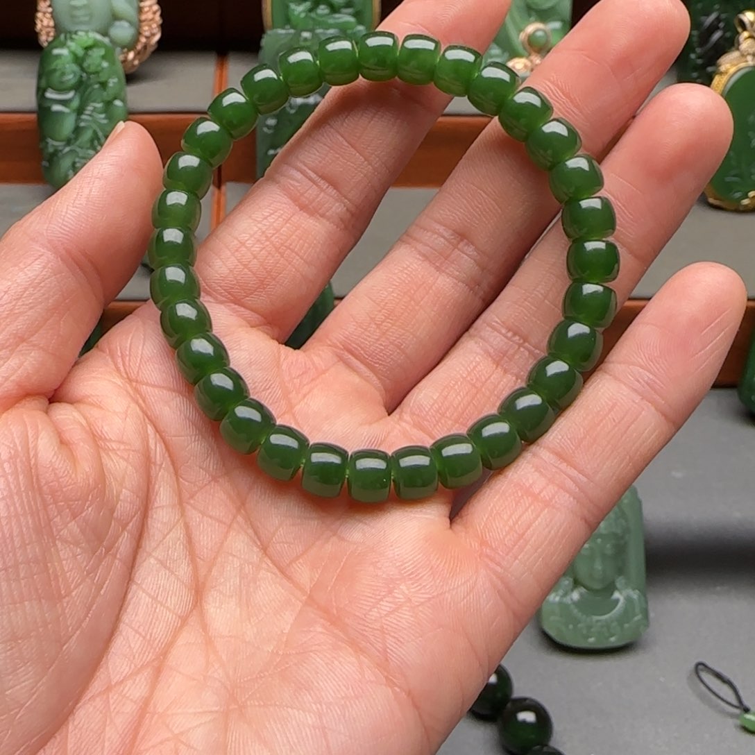 未镶嵌和田玉挂件