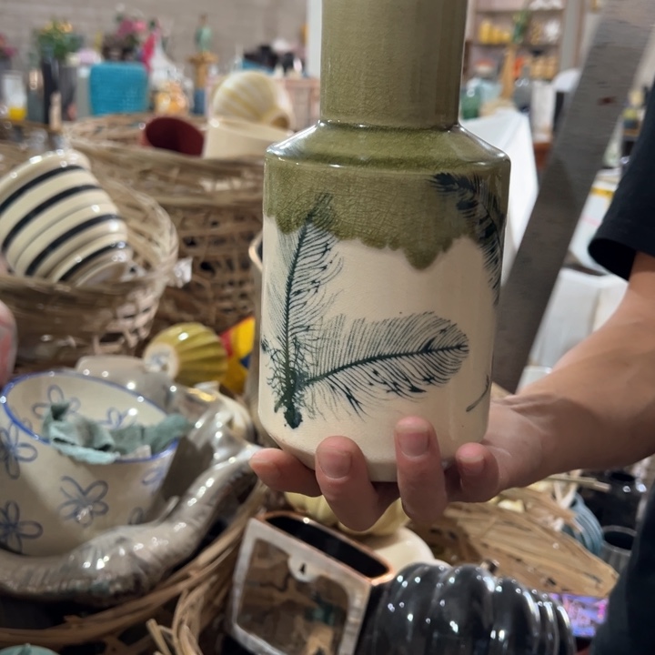 陶瓷花瓶摆件外贸出口（微瑕）高20口5公分