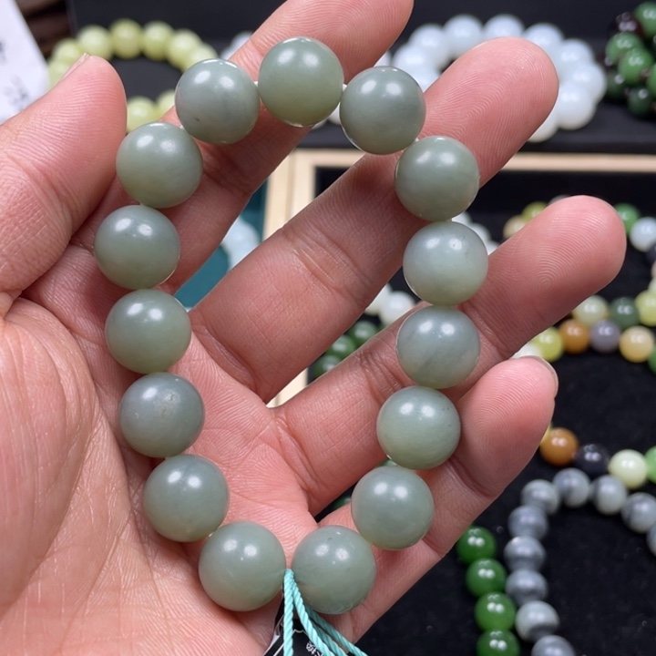 和田玉手串未镶嵌