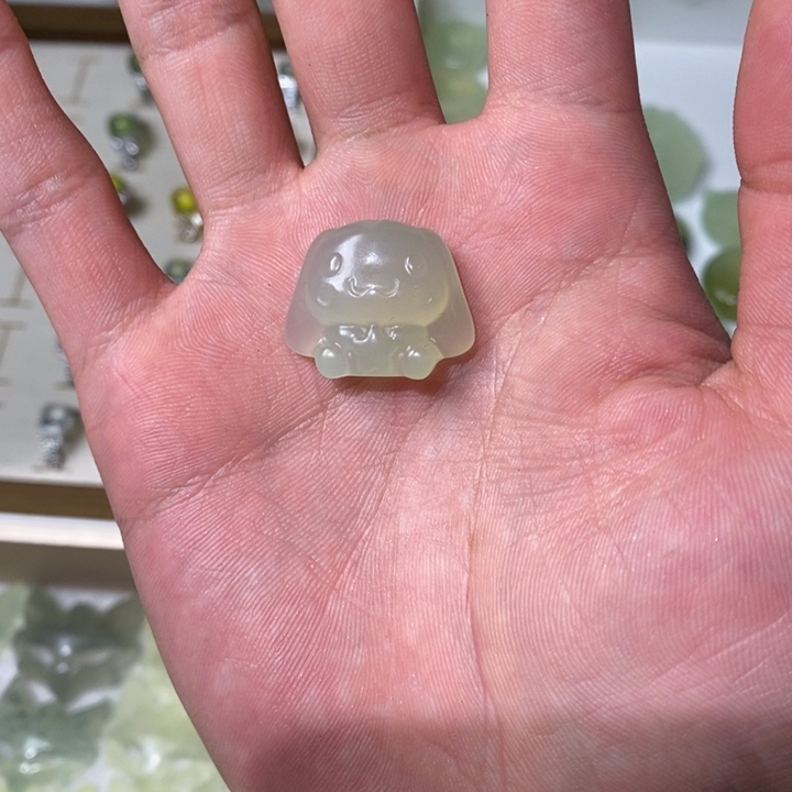 未镶嵌蛇纹石玉吊坠(不含链)1