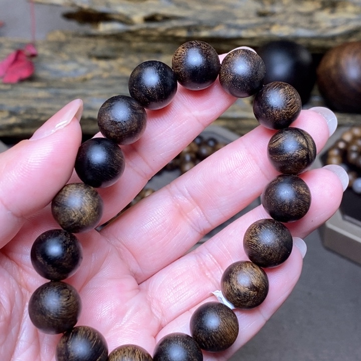 沉香手串越南芽庄白棋楠帝王瘤疤1.2