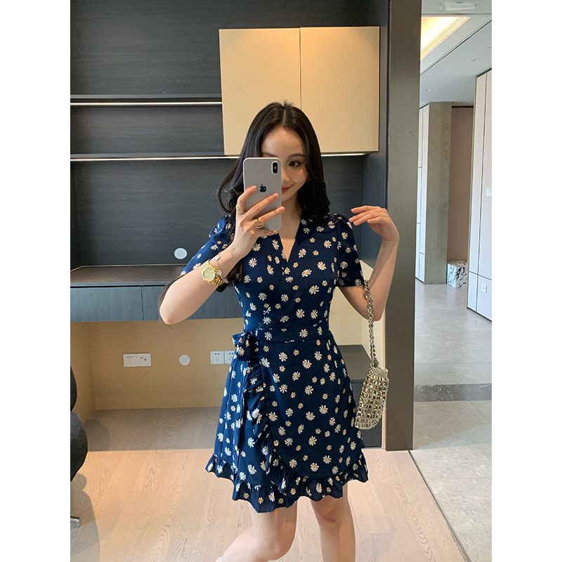 XINYI【小雏菊】夏季氛围感碎花连衣裙收腰显瘦气质裙X625Q02444