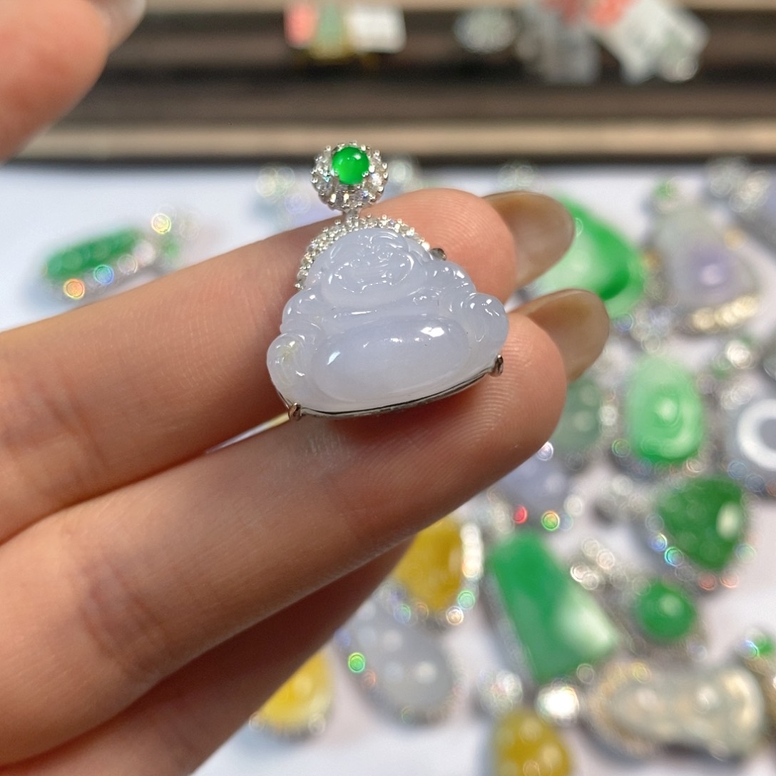 翡翠颈饰银S925镶嵌天然翡翠