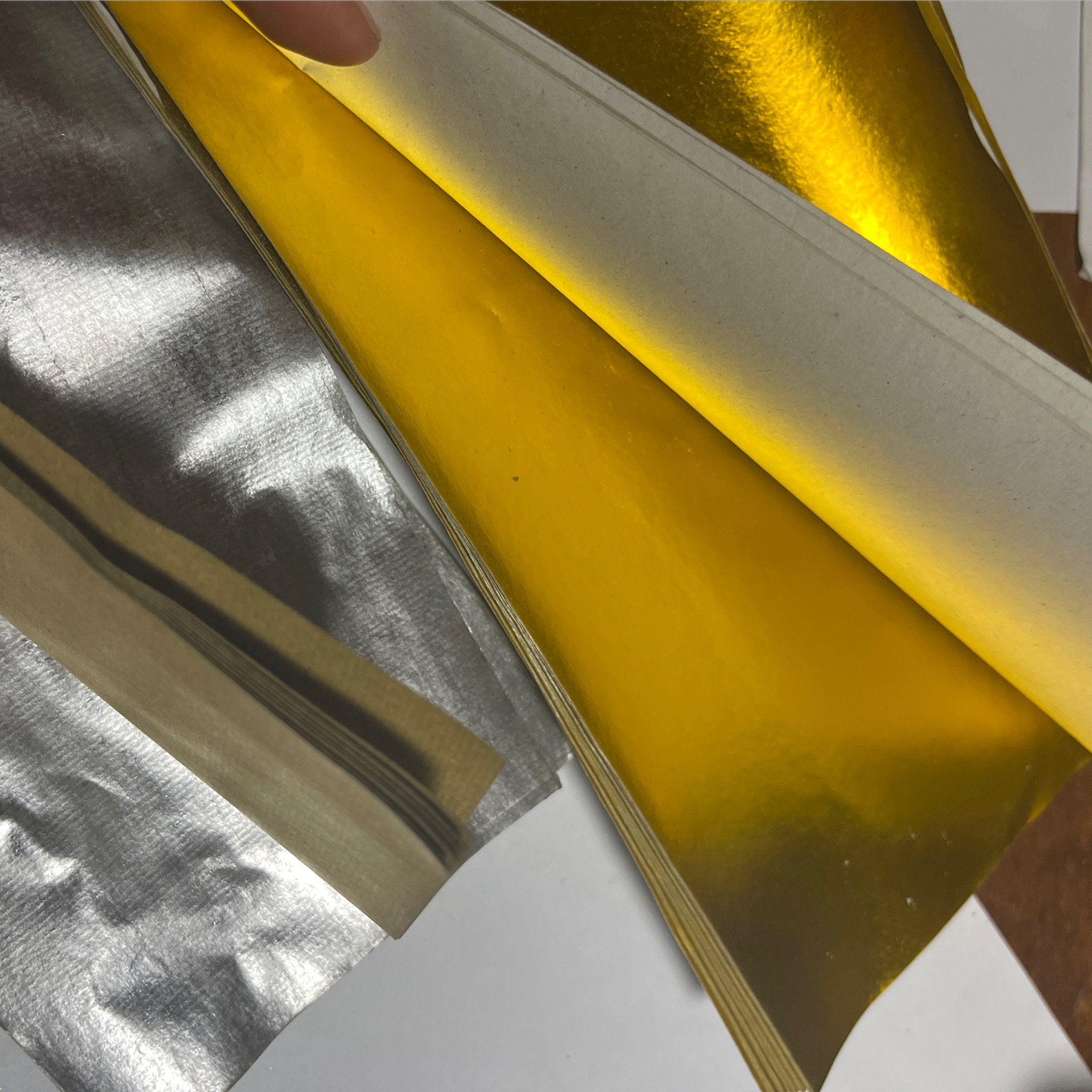 加厚纸张各种型号颜色漂亮