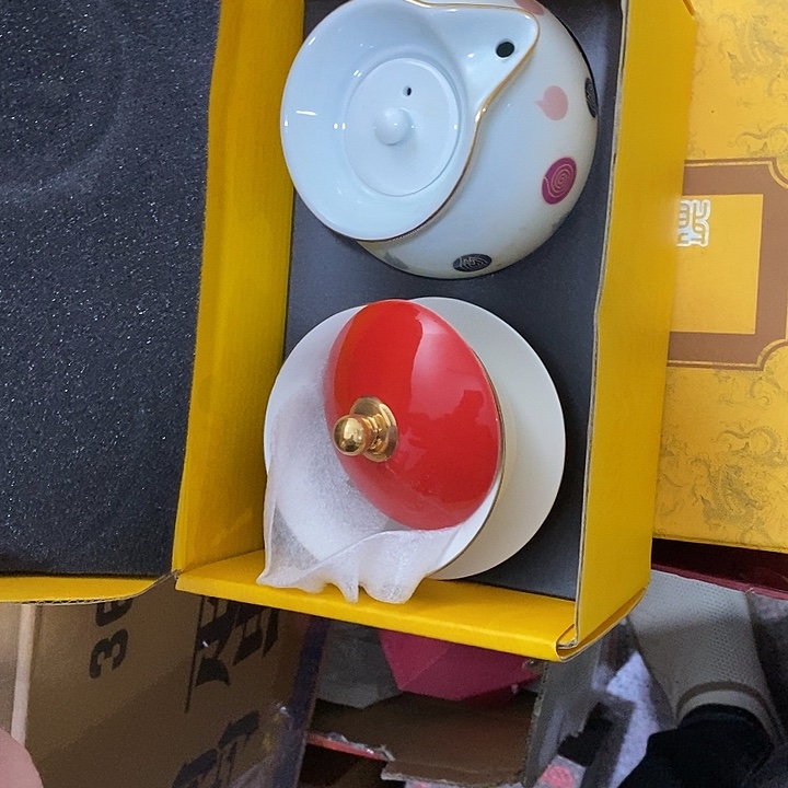 陶瓷艺术品及陶瓷制品