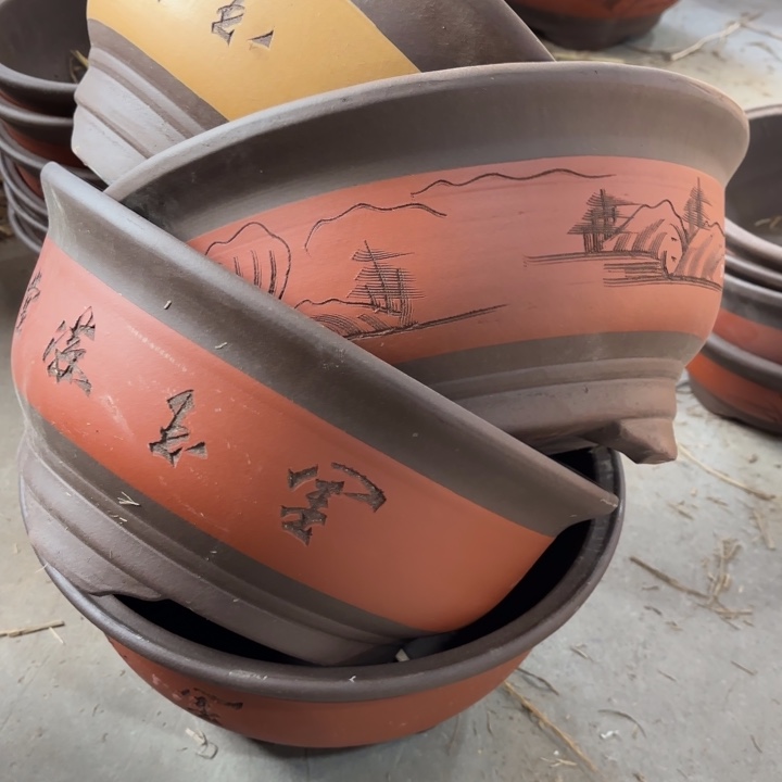 紫砂花盆110-4。       微瑕