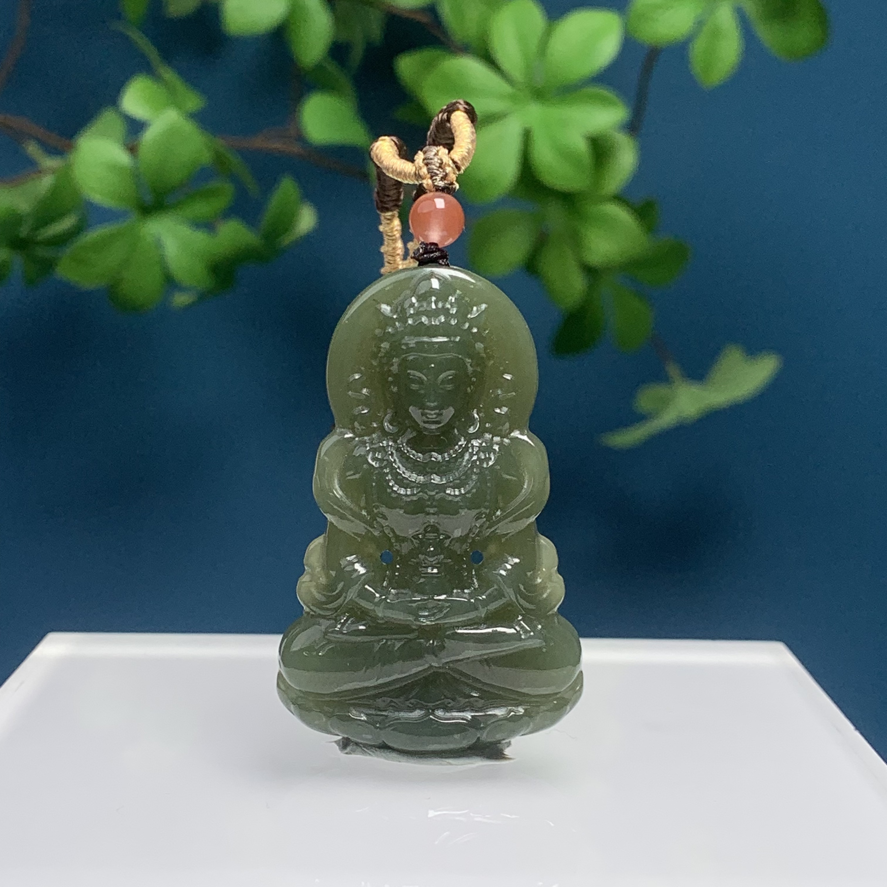 F517珠宝玉石精选和田玉吊坠