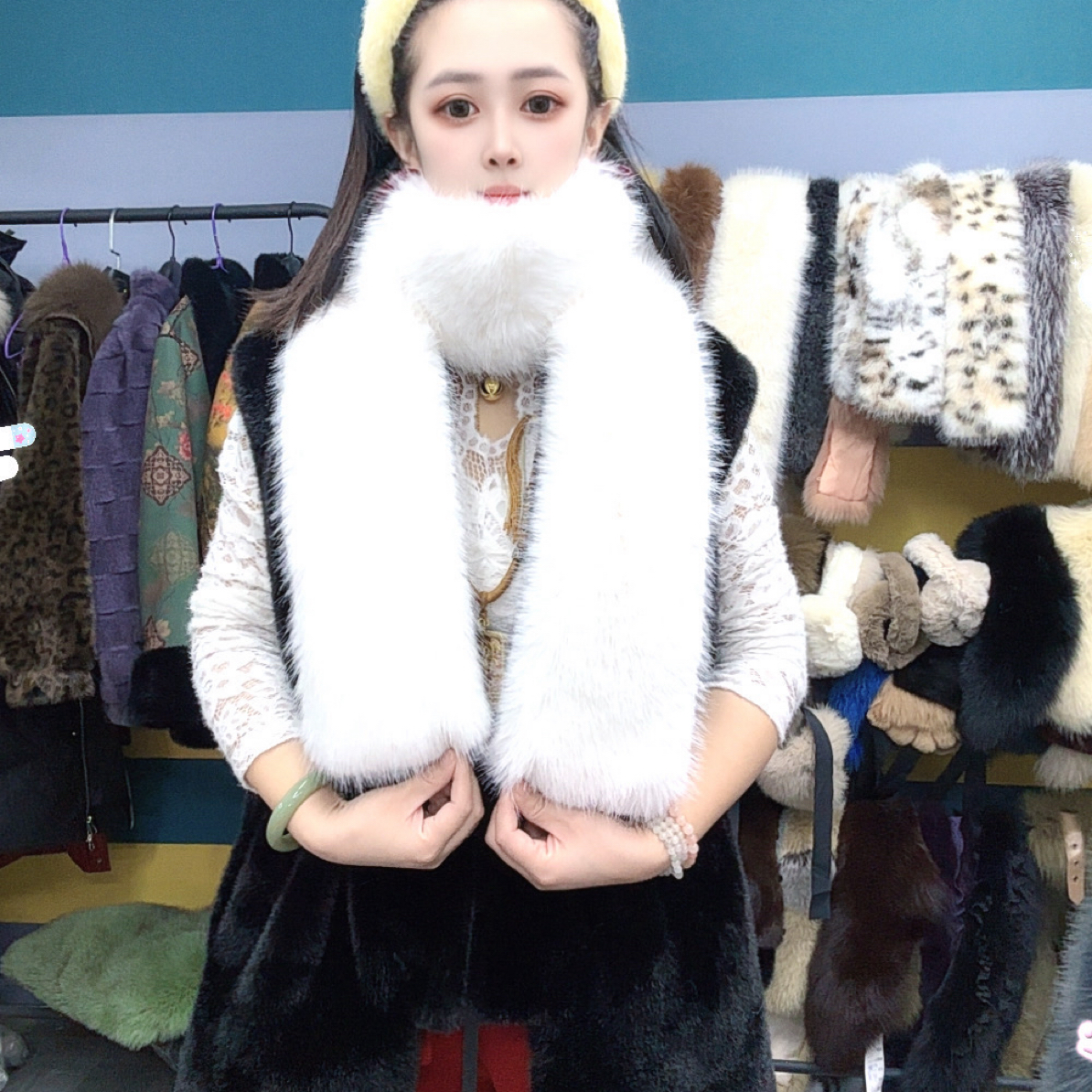 冬季韩版加厚女士毛毛保暖围巾加长百搭时尚大毛领围脖