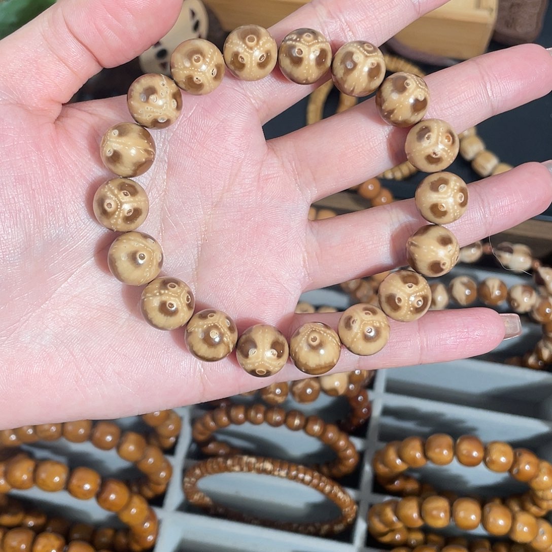 紫金鼠手串12.2小熊猫烟花圆珠半实心