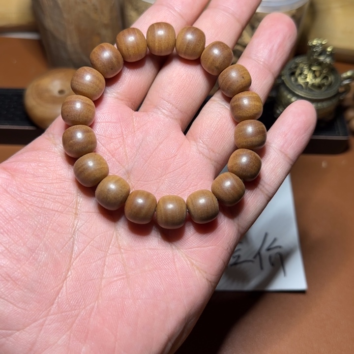 檀香木其他迈索尔老山檀香11×12横纹黑肉风化料