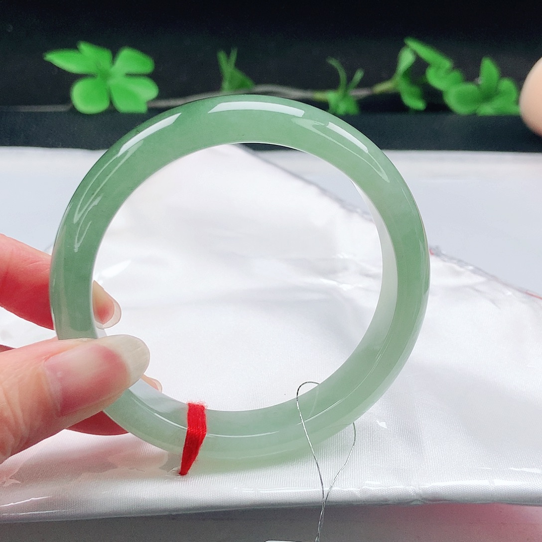 最***州未镶嵌手镯翡翠58圈