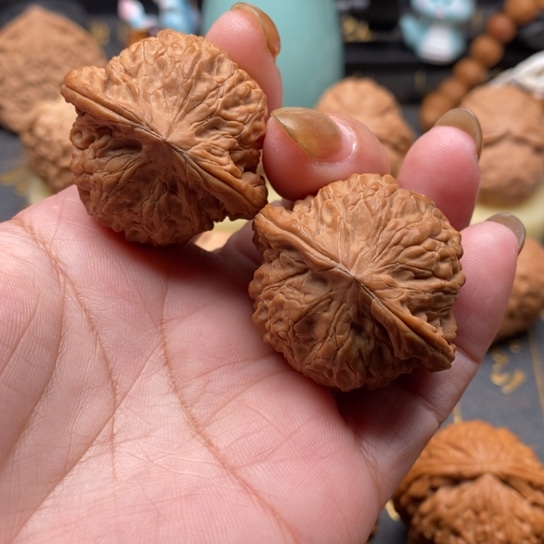 文玩核桃吊坠磨盘