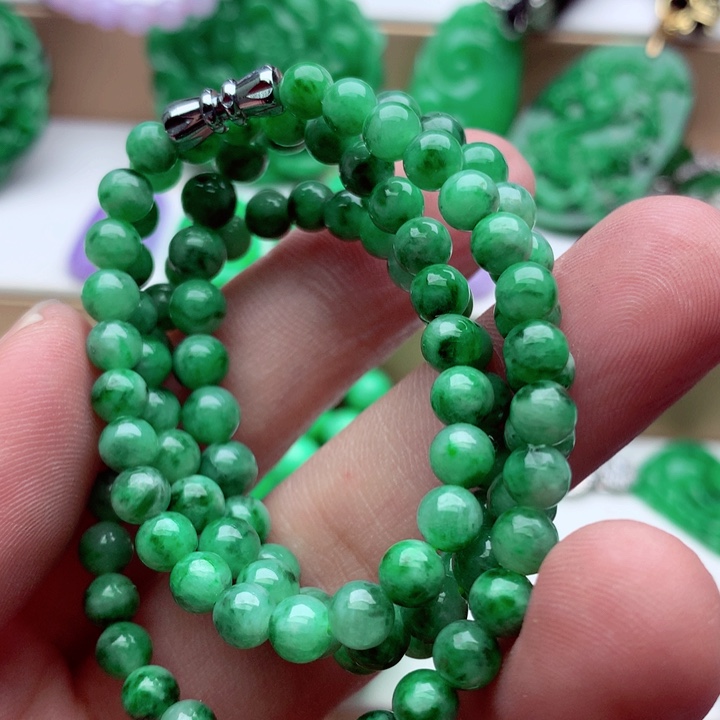 翡翠未镶嵌毛衣链