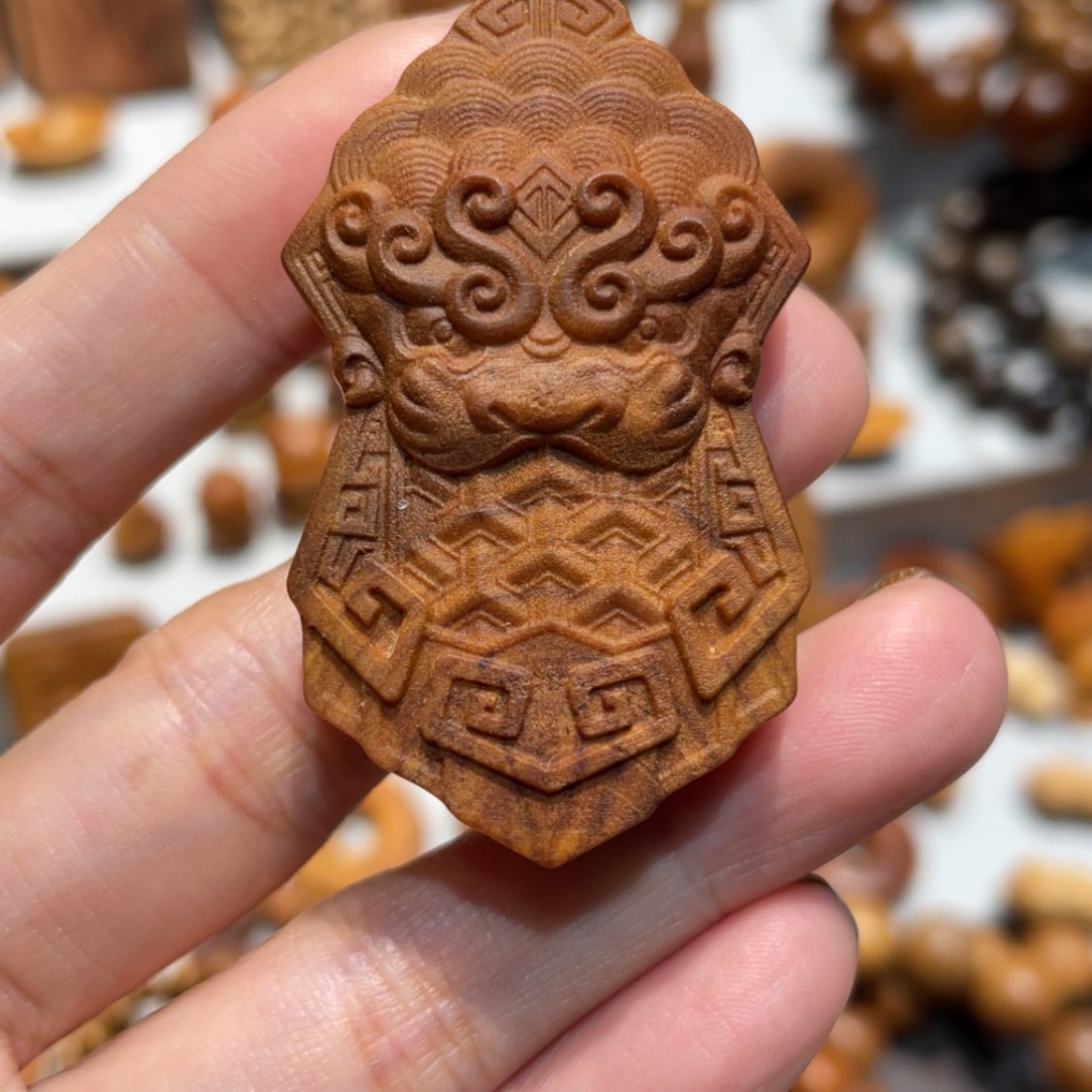 【闪购商品】檀香木无事牌?****护甲牌