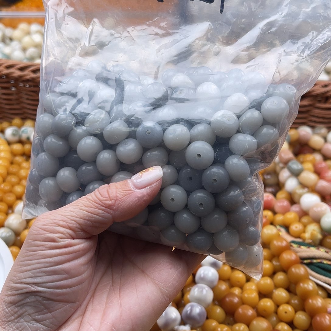 白玉菩提吊坠A/12mm/130颗锅底