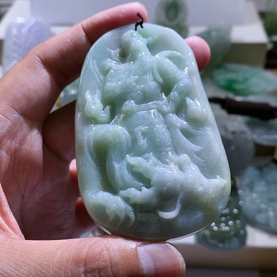 【闪购商品】翡翠颈饰未镶嵌关公