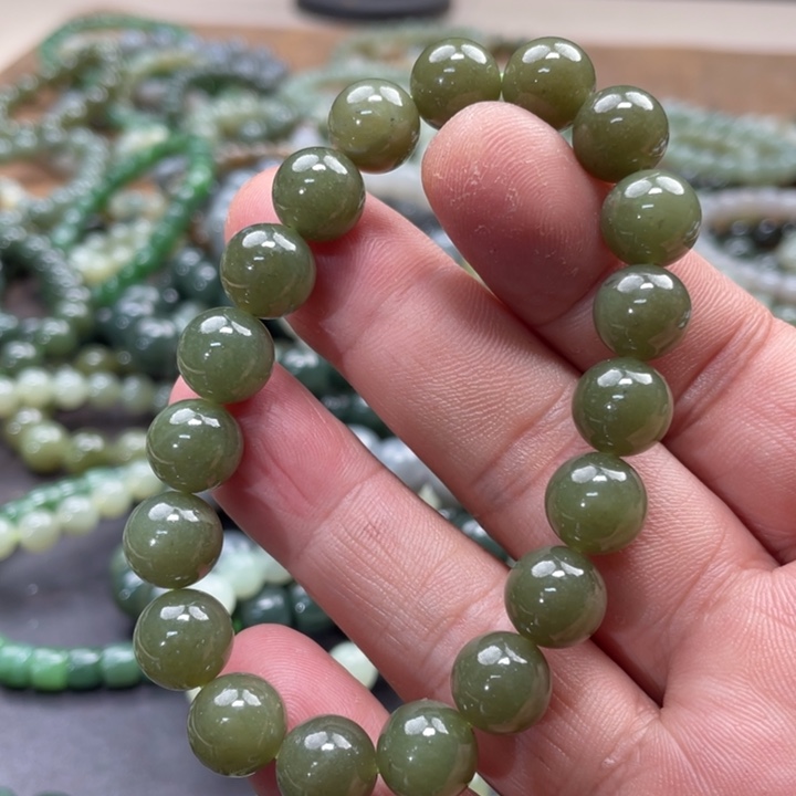 和田玉手链未镶嵌