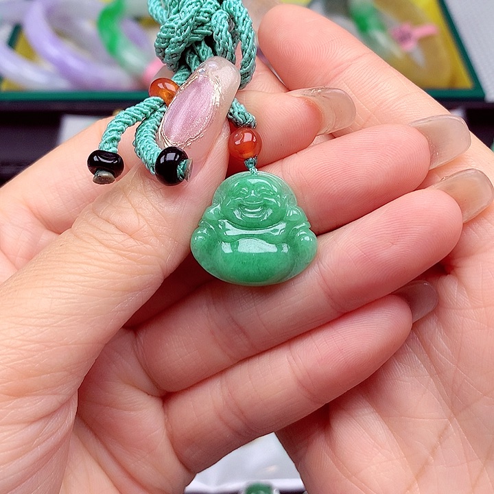 翡翠颈饰银S925镶嵌翡翠