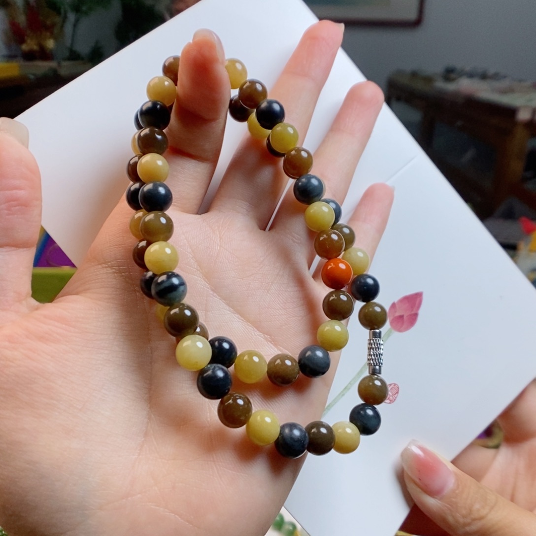 和田玉未镶嵌颈饰多宝约卡8