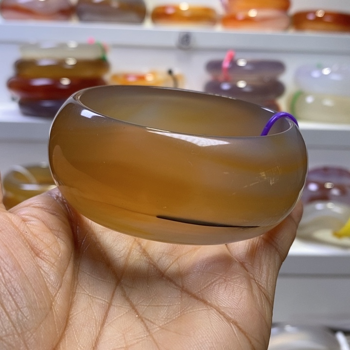 玛瑙/玉髓手镯未镶嵌