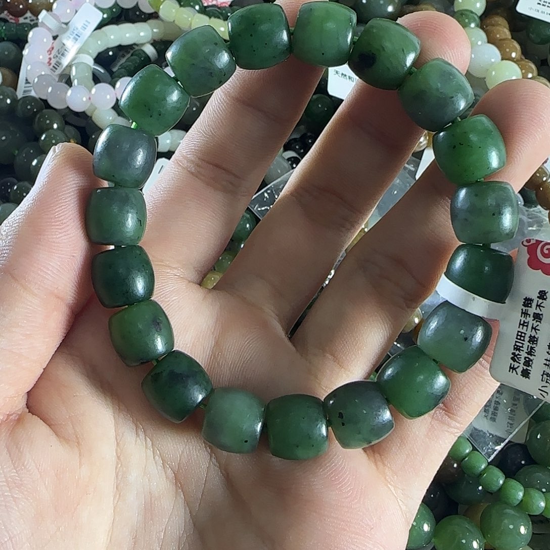 和田玉项链未镶嵌111