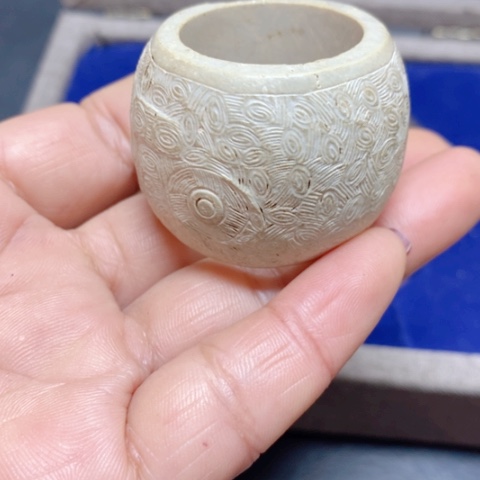 紫金钵盂菩提吊坠