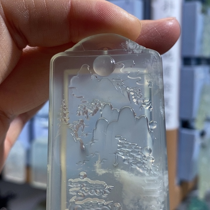 岫玉未镶嵌颈饰吊坠