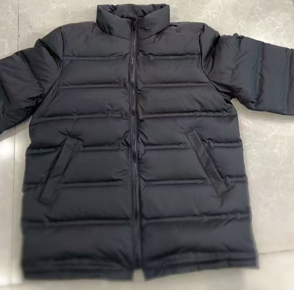 校服内胆，九成品，没有充绒，不可以直接穿