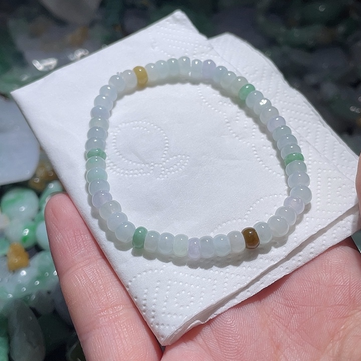 颈饰未镶嵌翡翠天