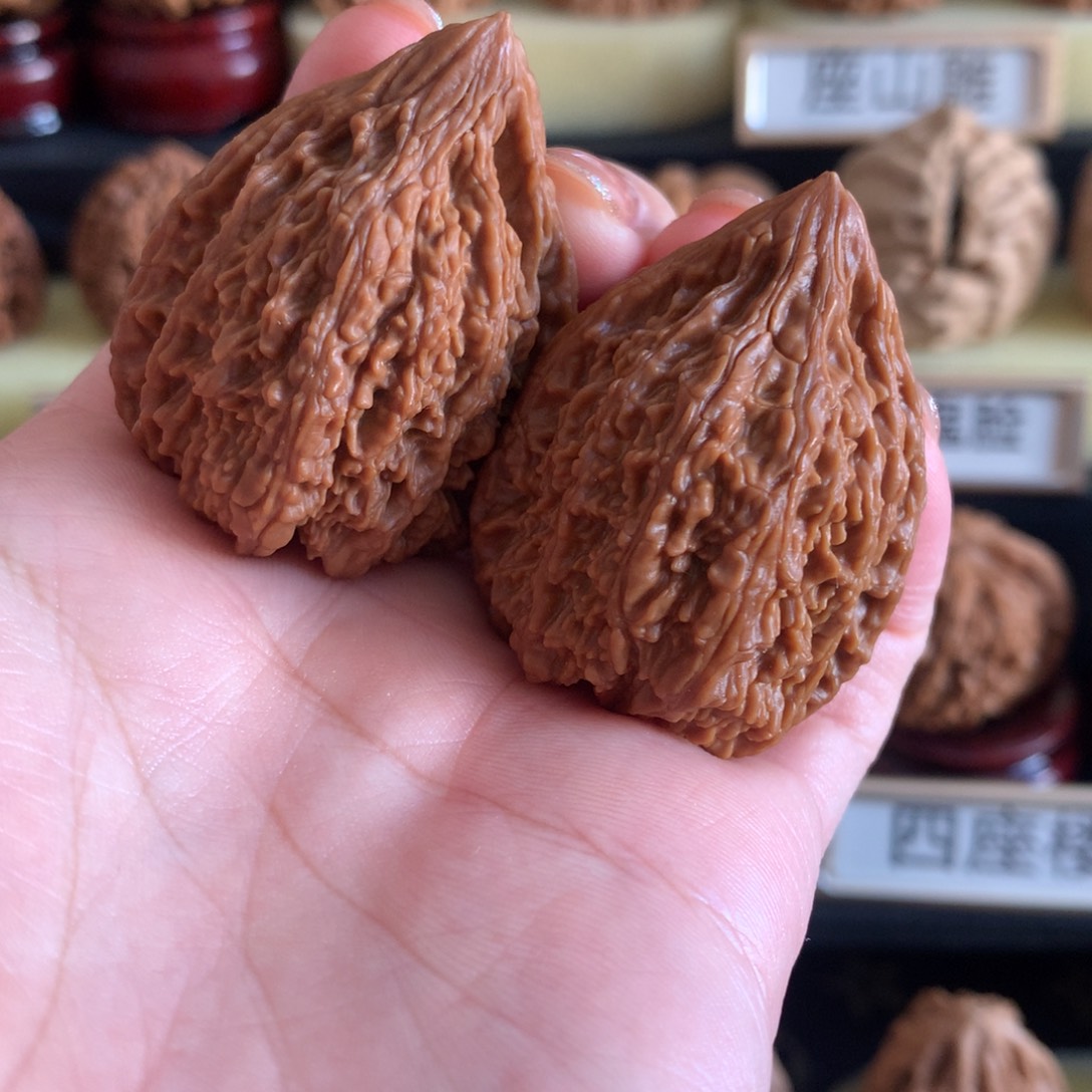 奥***木质类文玩核桃塔尖34