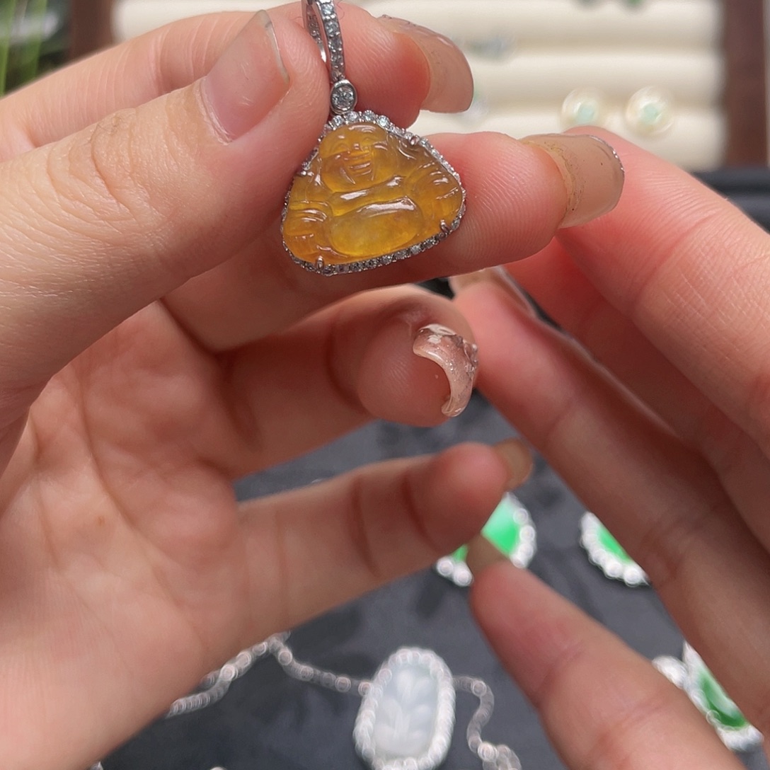 梦****翡翠未镶嵌耳饰佛公