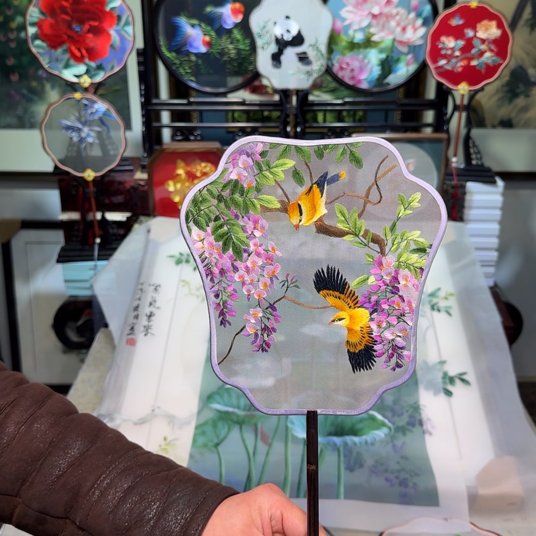 刺绣刺绣工艺精湛