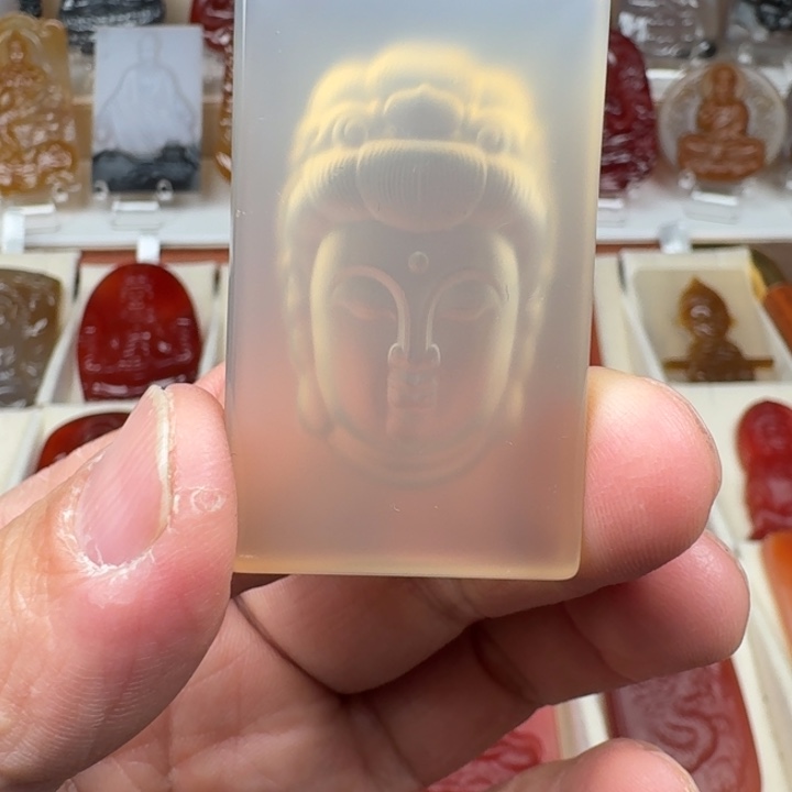 小***石玛瑙/玉髓未镶嵌颈饰