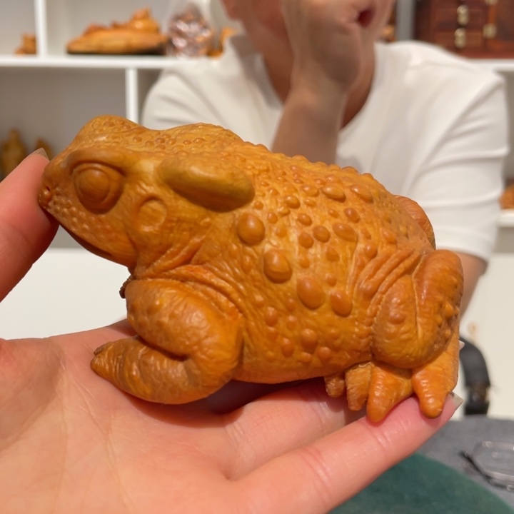 柏木（崖柏）金蟾摆件
