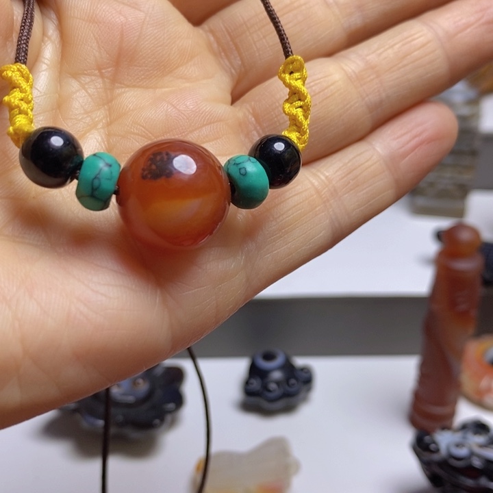 未镶嵌颈饰玛瑙/玉髓