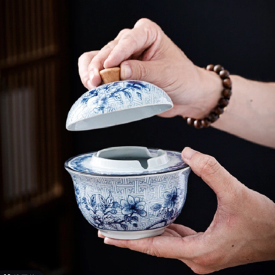 327中式烟灰缸带盖防飞灰青花瓷复古陶瓷烟缸家用客厅自动灭烟