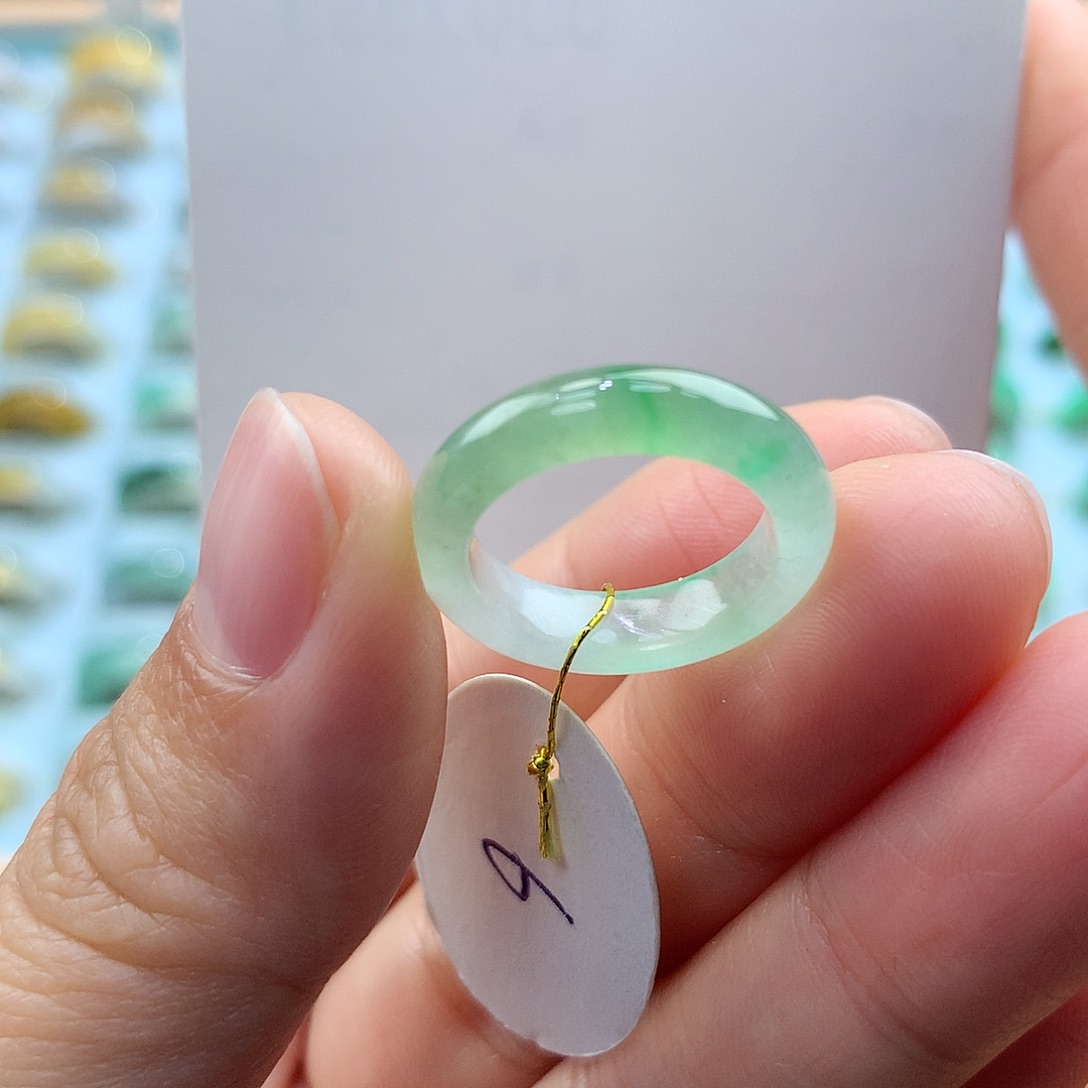 翡翠戒指未镶嵌?****g6圈