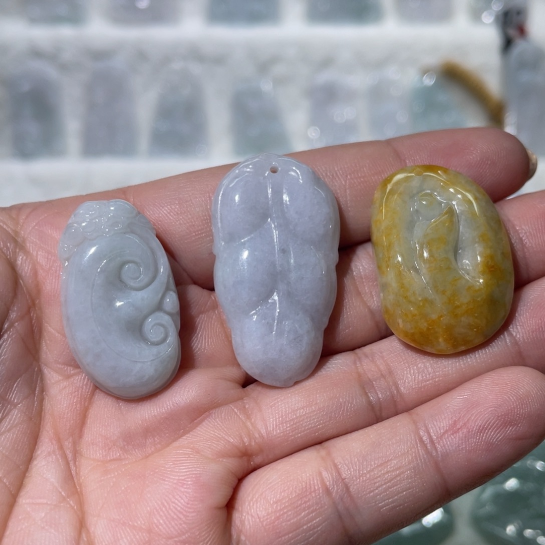 翡翠未镶嵌颈饰如意，叶子，悟道