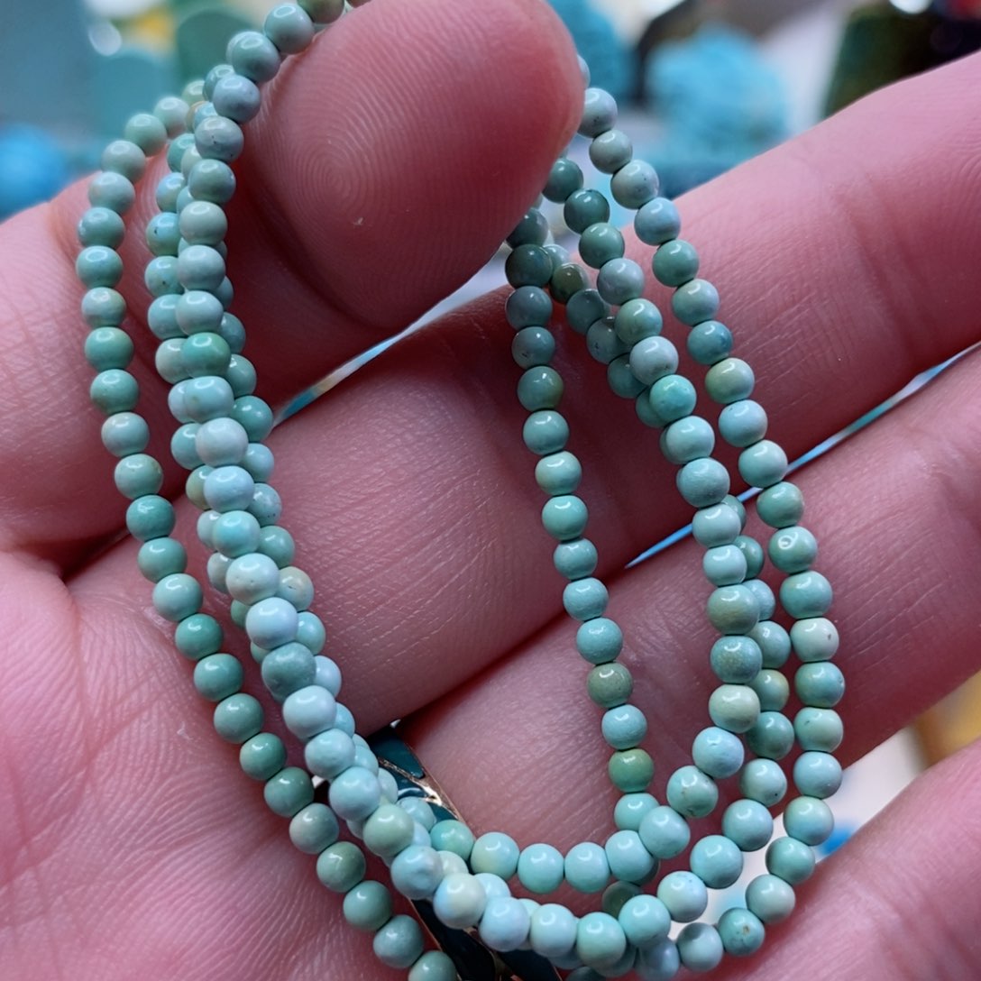 绿松石配饰未镶嵌