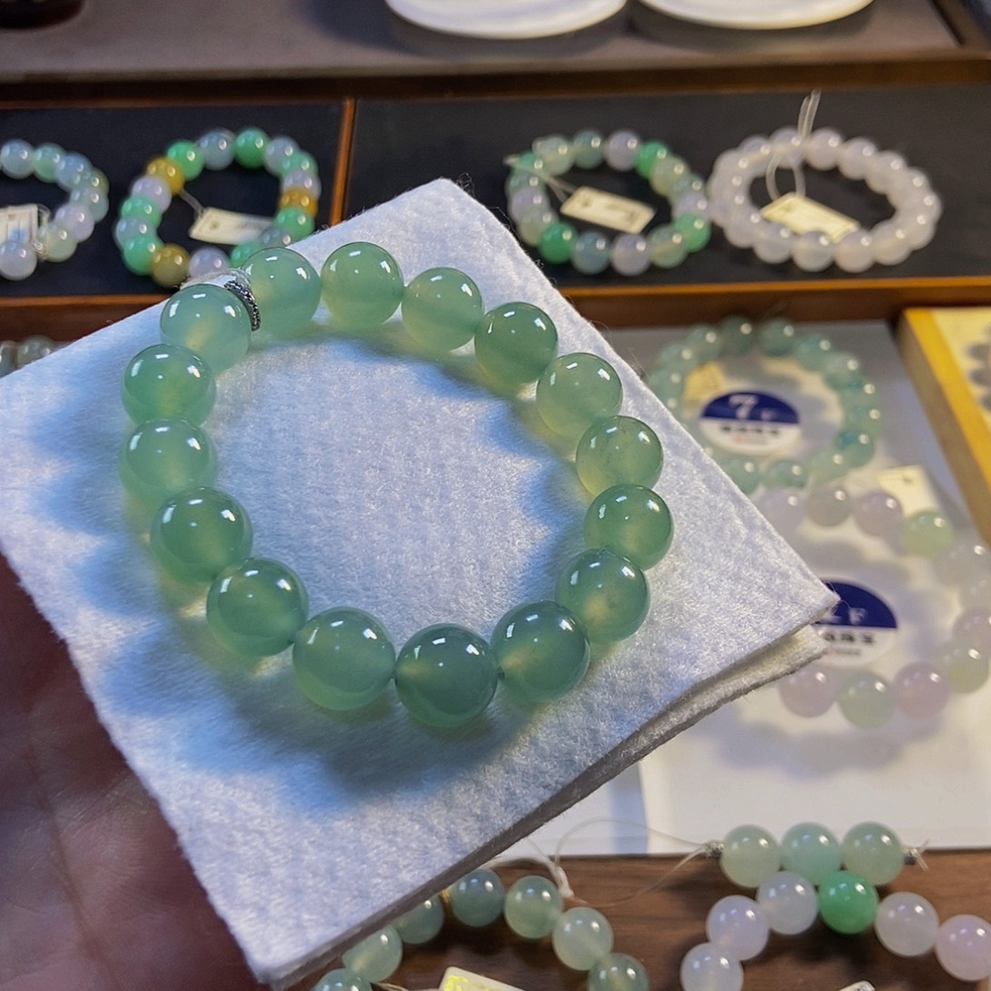 定制翡翠未镶嵌翡翠手串卡12+