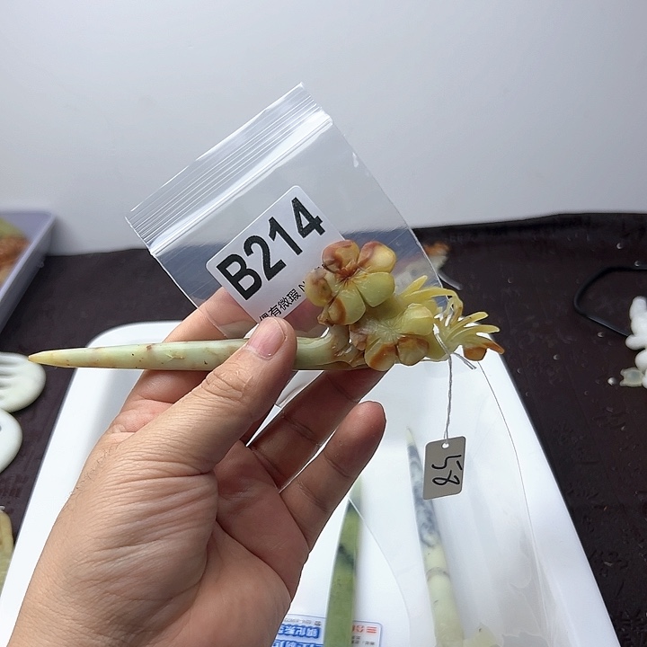 蛇纹石玉发饰合金七*娘