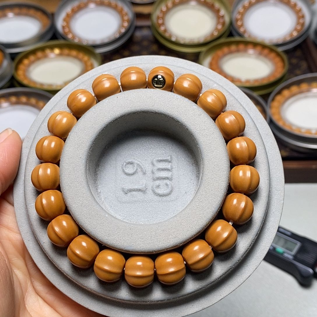 猴头核桃手串336号11左右金标鲨鱼鳍全品