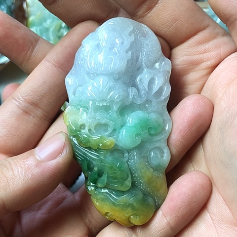 翡翠未镶嵌颈饰大*天然缅甸翡翠a货