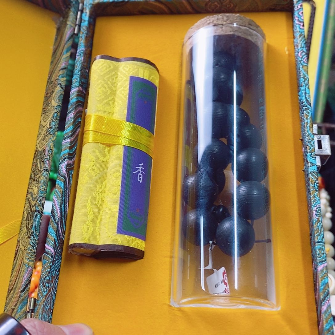 织绣摆件设计的时候也是很用心的