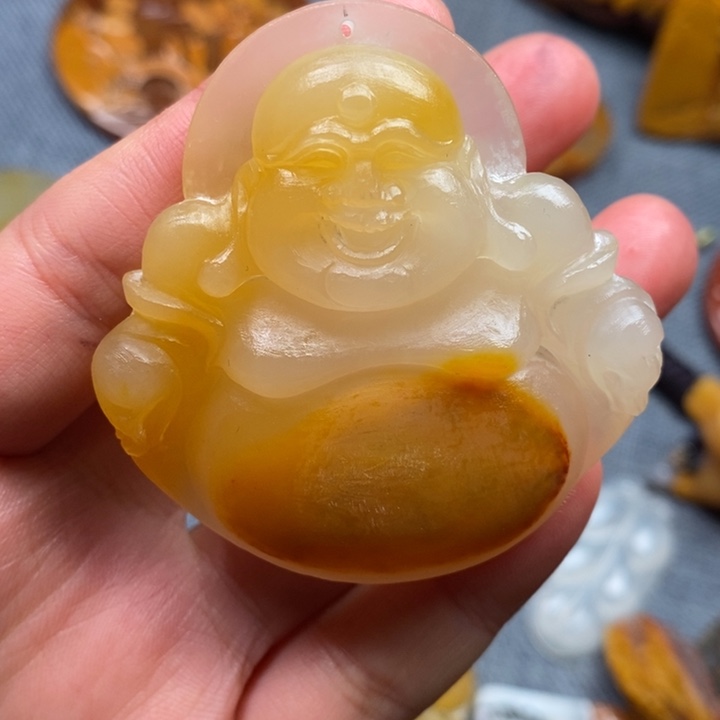 石英质玉（黄龙玉）合金颈饰