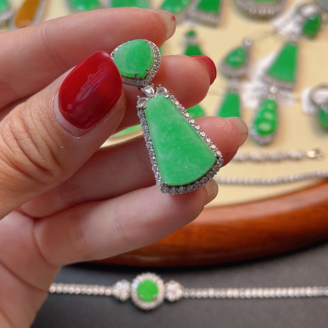 翡翠吊坠(不含链)银S925镶嵌