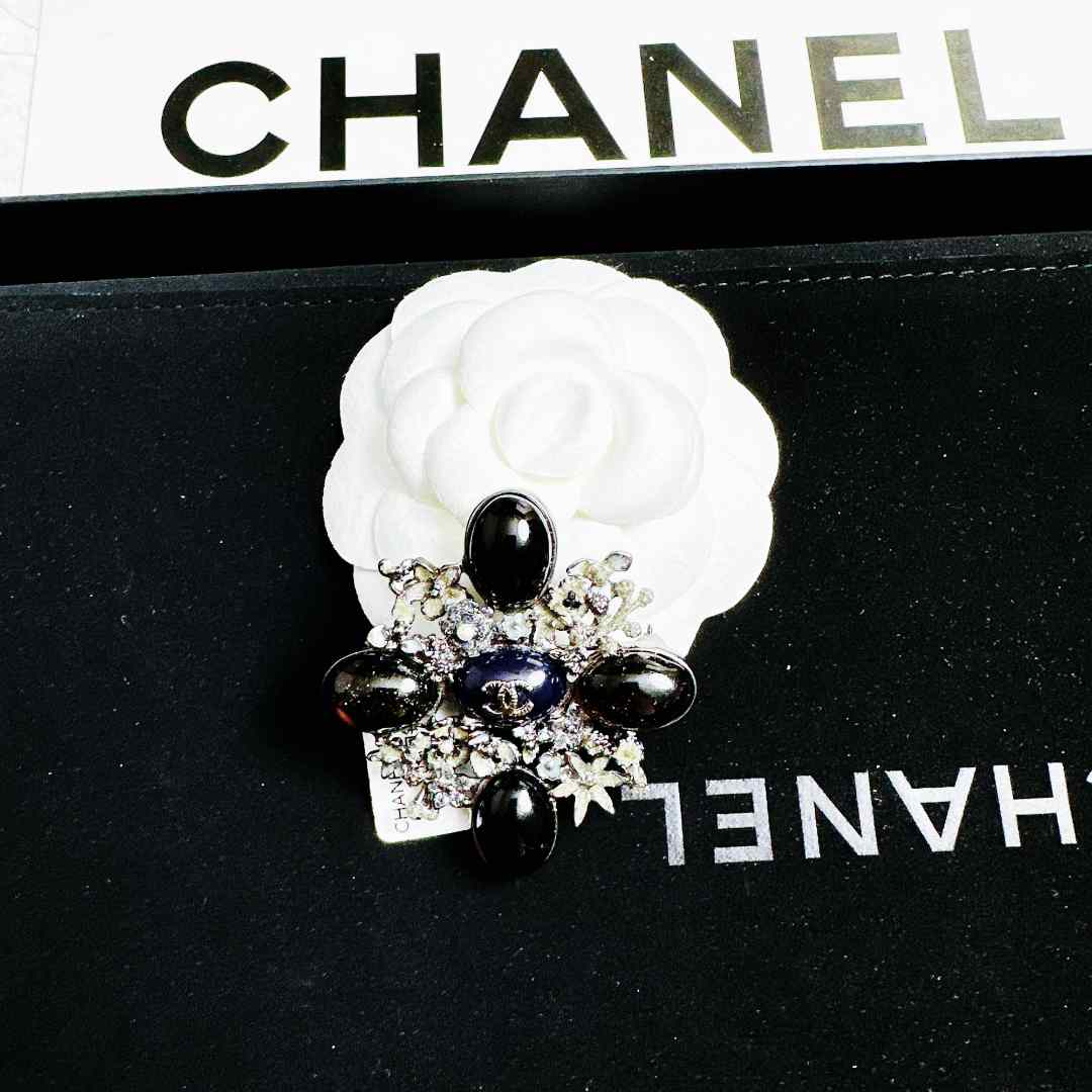 95新 Chanel/香奈儿 柚礼中古/香奈儿黑色雪花胸针CG501076