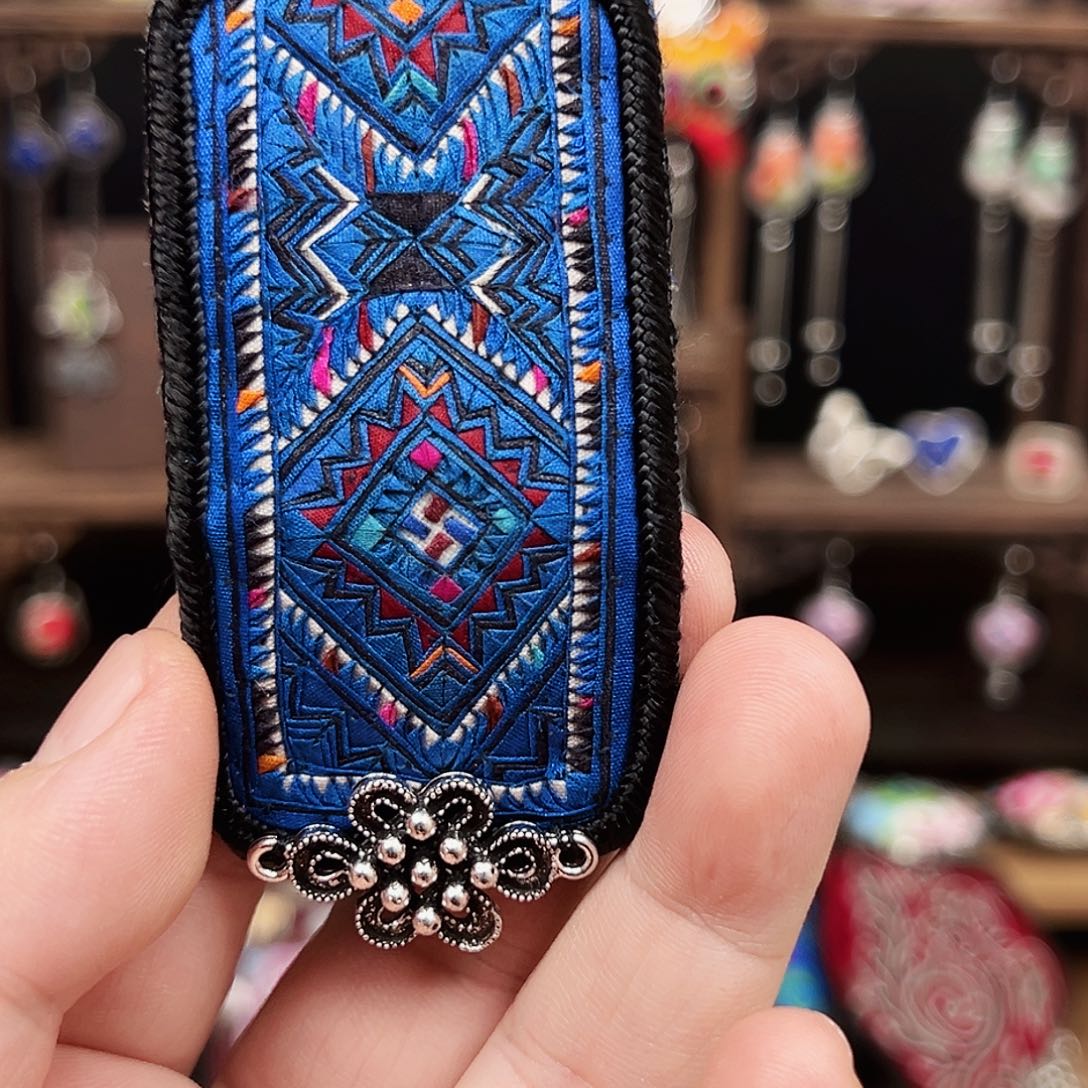 黄铜925银布艺手工刺绣