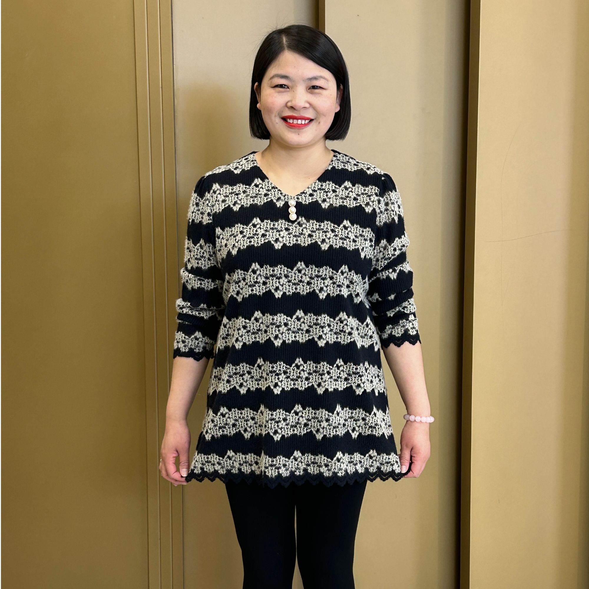 薄款中长款休闲风常规中老年女装时尚长袖大码上衣