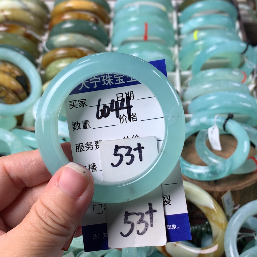 蛇纹石玉手镯未镶嵌6044